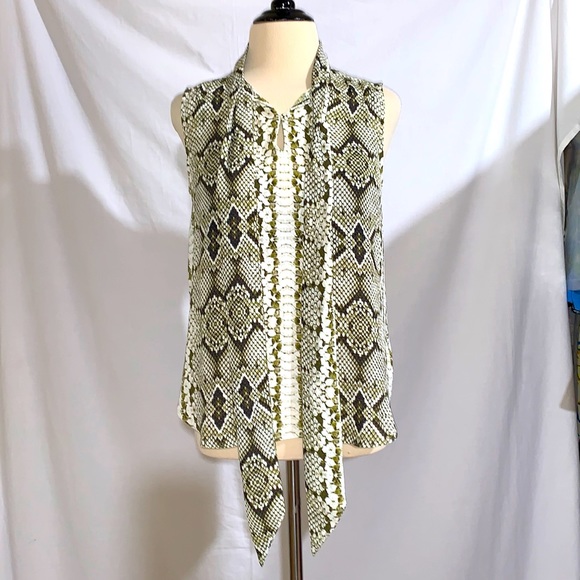 J. Crew snake print sleeveless top with front ties,size SP, excellent condition. - Picture 2 of 7